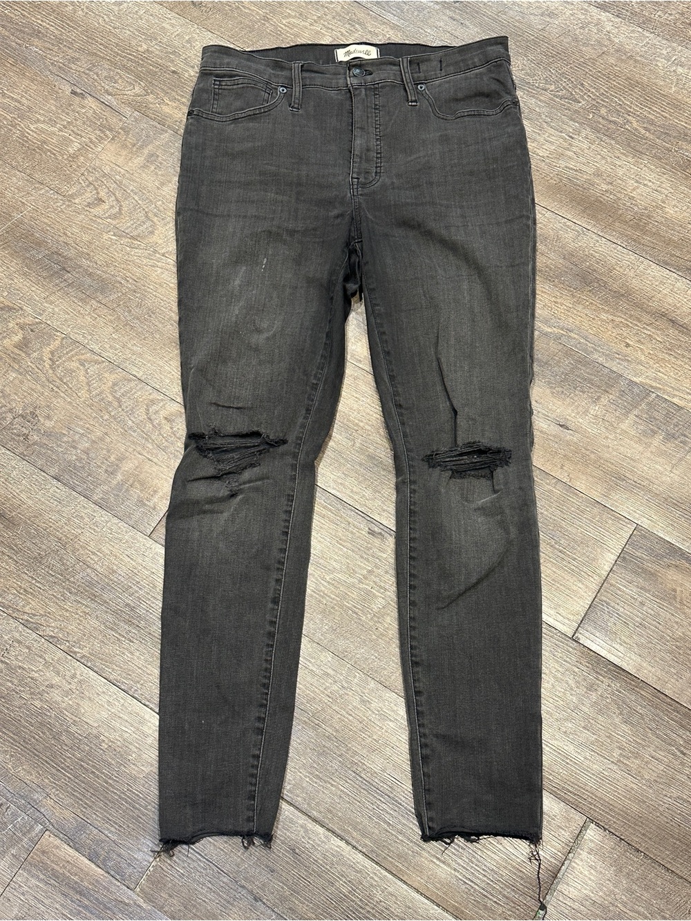 Madewell Black 9” Mid-Rise Skinny Jeans Size 30